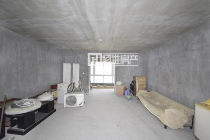 红旗大学城整租 文渊花园4室2厅/179平/中楼层