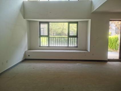 洛龙伊滨整租 绿都洛阳府3室2厅/182平/低楼层