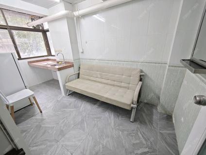 香洲吉大整租 莲花山住宅小区1室0厅/25平/低楼层