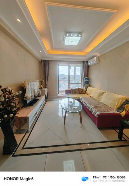 开发区金石滩整租 万达金石天成(西区)1室1厅/60平/高楼层