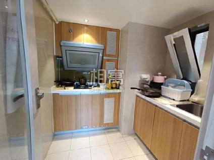 石景山古城合租 中海金鑫阁3室1厅/10平/高楼层