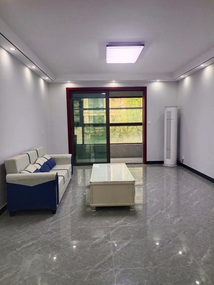 红旗柳青路整租 东哲中南府3室2厅/126平/低楼层