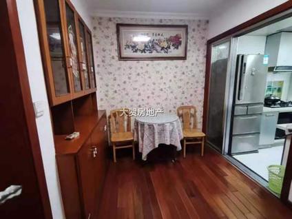 栖霞燕子矶整租 化工新村3室1厅/70平/中楼层