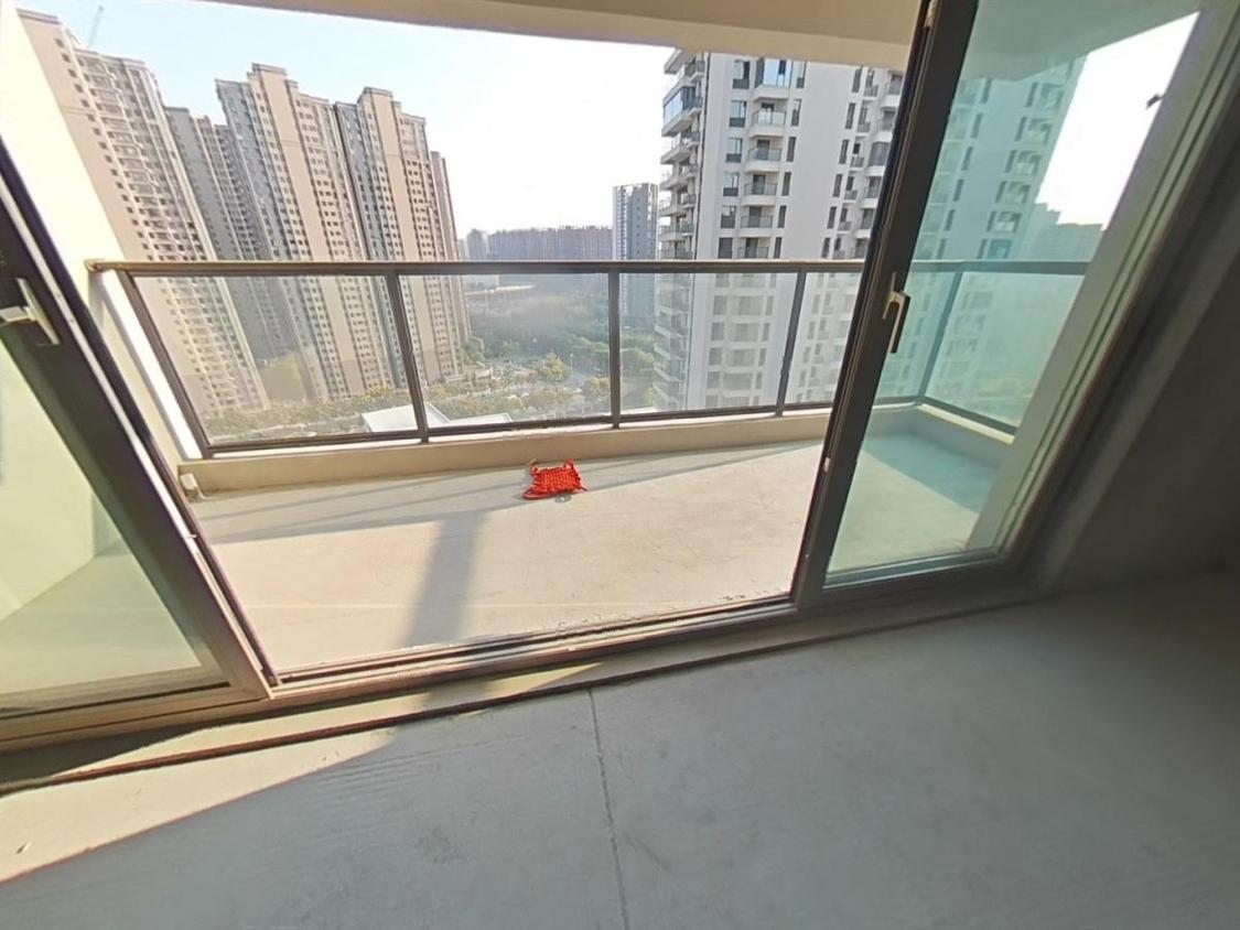 整租·中国铁建万科翡翠国际(西区)