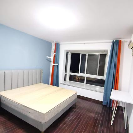 嘉定安亭合租 和亭佳苑1室0厅/35平/低楼层