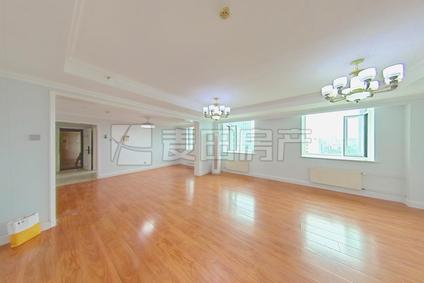 朝阳三里屯整租 世方豪庭3室2厅/170平/高楼层