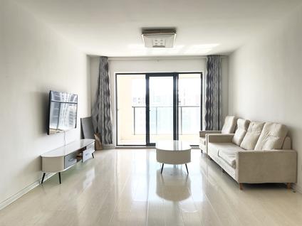 黄岛灵山卫整租 星光岛(杜鹃园)3室2厅/135平/顶层