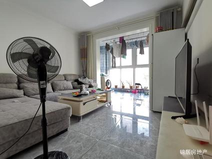 徐州国泰菁华逸景2室2厅90平低楼层/共22层