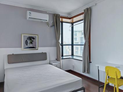 普陀武宁合租 逸流公寓4室1厅/12平/高楼层