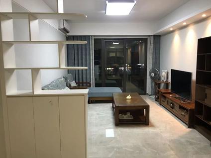 源城源城整租 雅居乐御宾府3室2厅/109平/低楼层