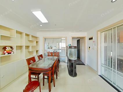 滨湖太湖新城整租 万科城市花园(一区)2室2厅/94平/高楼层