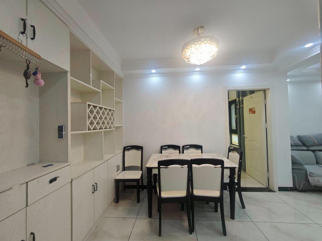 整租·荣盛花语城