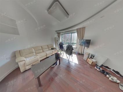 徐汇龙华整租 盛大花园3室2厅/136平/低楼层