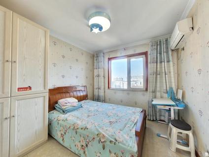 莲湖梨园路整租 天朗大兴郡蔚蓝君城3室2厅/125平/高楼层