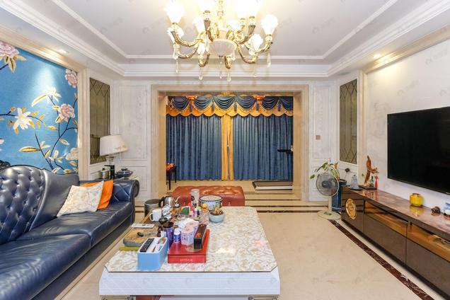 北京茶亭公园之上，户型方正，视野好4室2厅 | 243.1㎡ | 南 北 | 世茂天城2期臻园中楼层/共50层