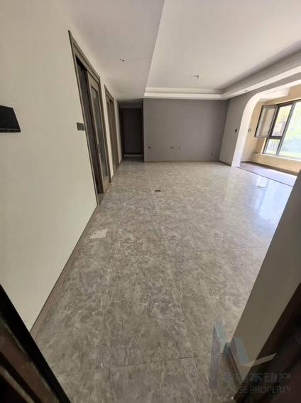 临渭临渭整租 万科城(锦园)3室2厅/127平/低楼层