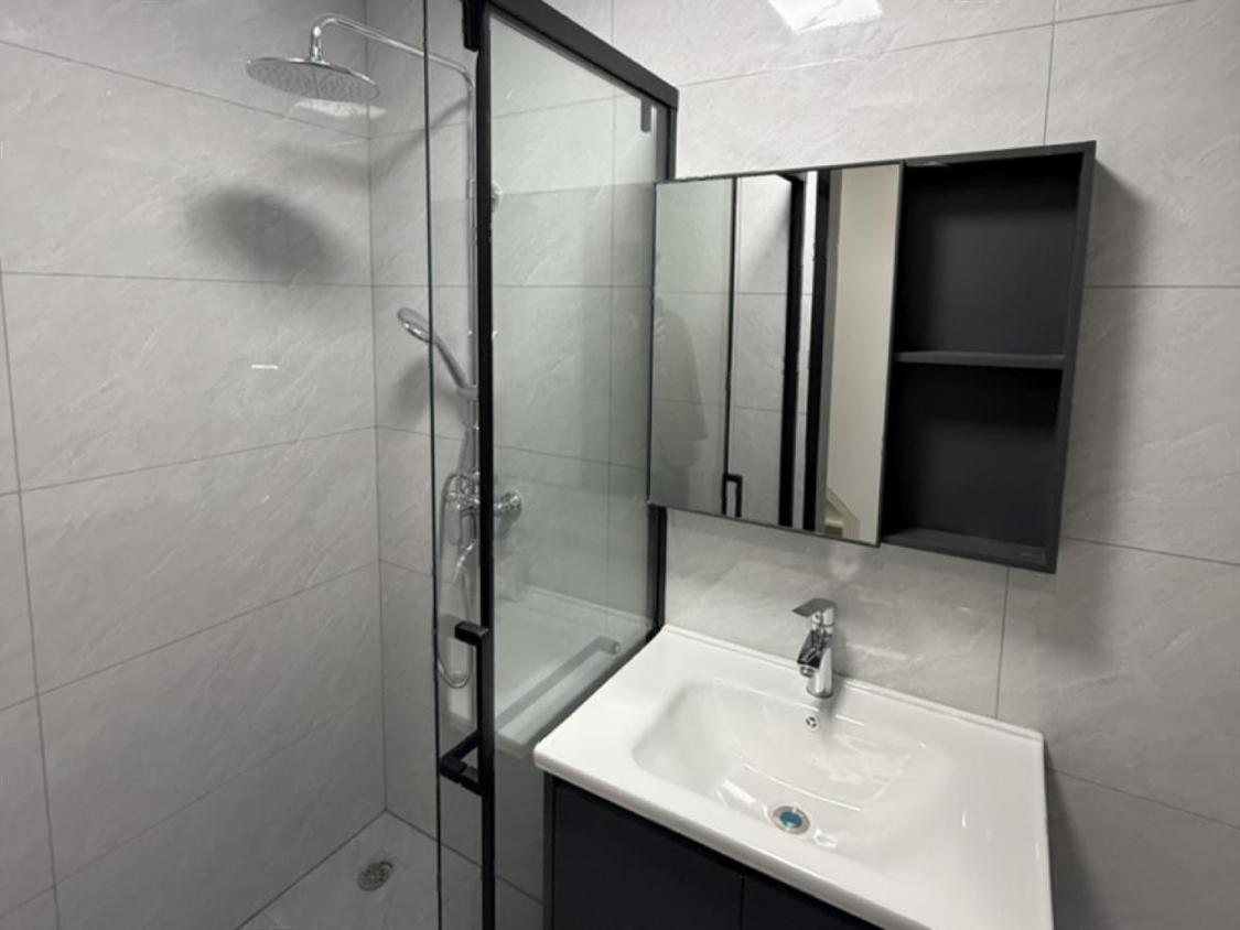 整租·龙湖光年