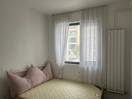 红旗柳青路整租 东哲中南府3室2厅/126平/低楼层