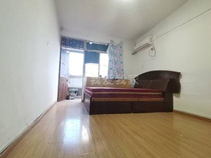 雨花台能仁里整租 雨花西路1室1厅/38平/高楼层