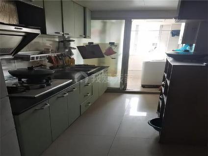 杨浦鞍山整租 鞍山六村1室1厅/20平/中楼层