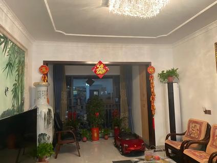 天元武广高铁整租 华晨山水洲城3室2厅/111平/低楼层