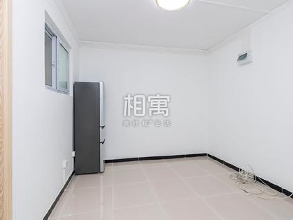 石景山苹果园合租 首钢模式口(东里小区)3室1厅/17平/中楼层