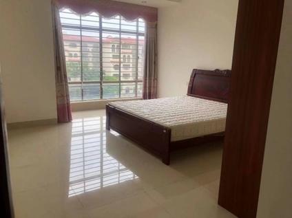 开平开平整租 开平中颐海伦堡4室2厅/145平/中楼层