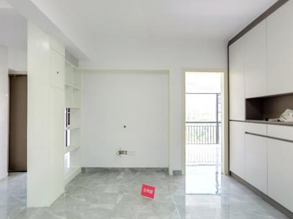 福田梅林整租 迷你新居2室0厅/35平/中楼层