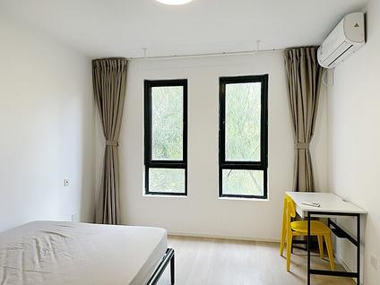 闵行浦江镇合租 浦江颐城(晶寓)4室1厅/13平/中楼层