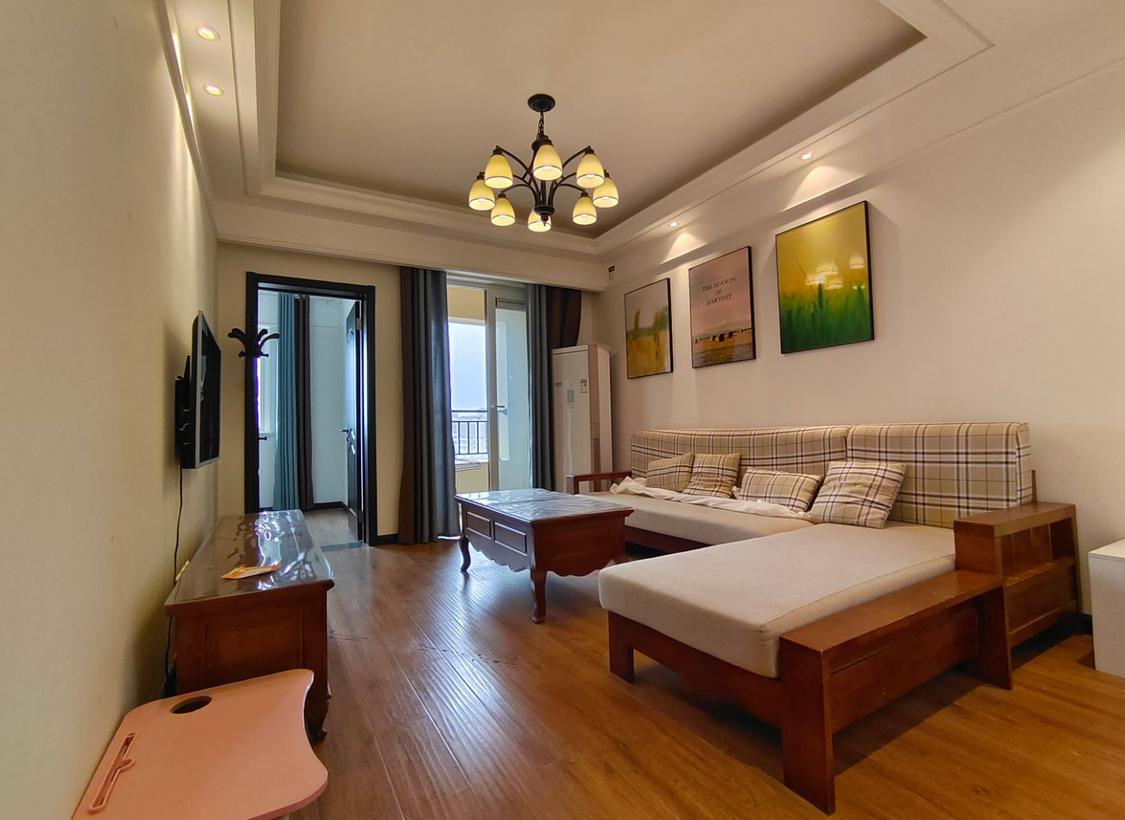 整租·融创凡尔赛(领馆四期)