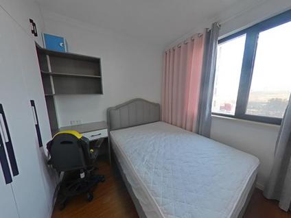 泉山火花整租 融创玉兰公馆4室2厅/124平/低楼层