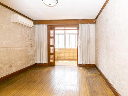 杨浦东外滩整租 长阳新苑1室2厅/69平/中楼层