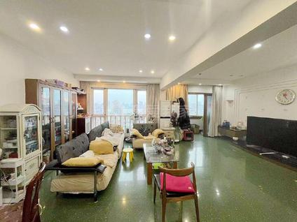 上城近江整租 在水一方4室2厅/180平/高楼层