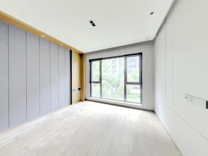 长安沣东新城整租 海逸长洲A区4室2厅/189平/低楼层