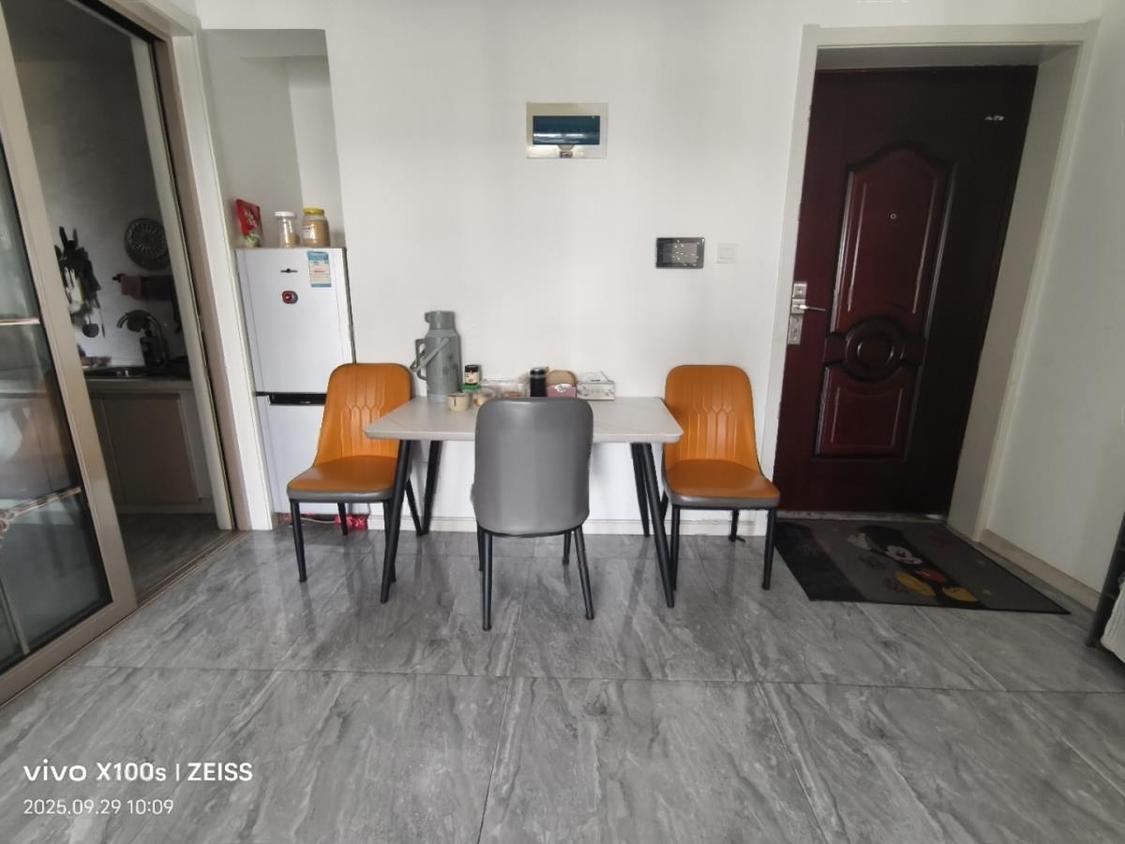 整租·宝湖花园