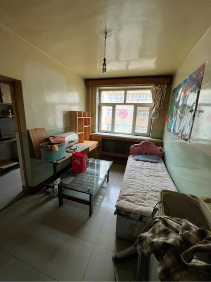 新市铁路局整租 中国石化集团西北石油局河南东路小区2室1厅/60平/中楼层