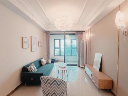 两江新区江北嘴整租 恒大中央广场(二期)2室2厅/79平/高楼层