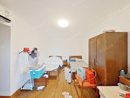 朝阳惠新西街整租 罗马花园4室2厅/183平/中楼层