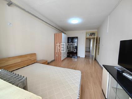 海淀二里庄整租 石油大院2室1厅/58平/高楼层