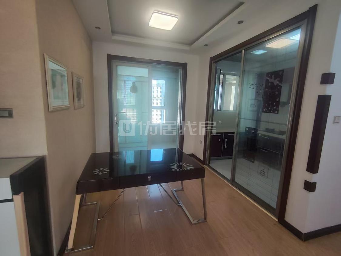 整租·金域蓝城