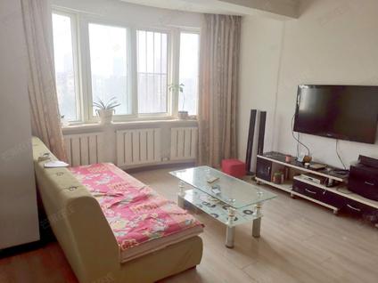 于洪于洪新城整租 金穗世纪花园1室1厅/68平/顶层