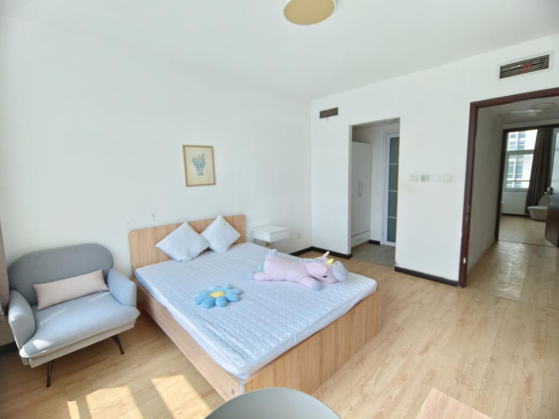 合租·天际万象高尔夫花园