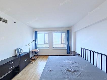 朝阳国贸CBD整租 恋日国际1室1厅/76平/高楼层