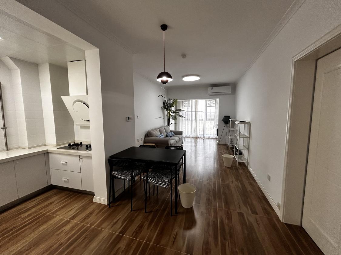 整租·兴港和昌云著