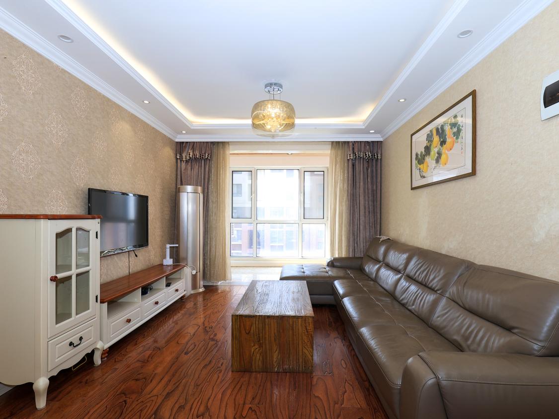 整租·高迪墨香郡