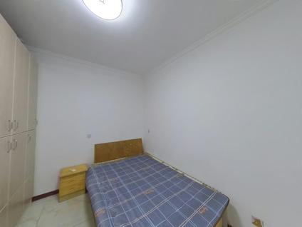 贾汪环球港整租 保利鑫城2室2厅/84平/低楼层