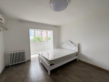 和平劝业场整租 光华巷2室1厅/58平/高楼层