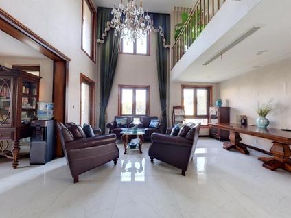 泉山云龙公园整租 东方润园4室2厅/234平/中楼层