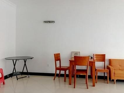 花都旧区整租 华贵苑2室2厅/91平/中楼层