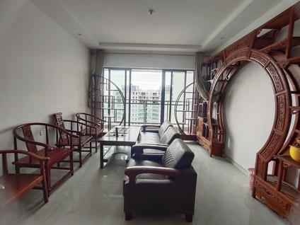 金湾航空新城整租 中海左岸岚庭3室2厅/110平/高楼层